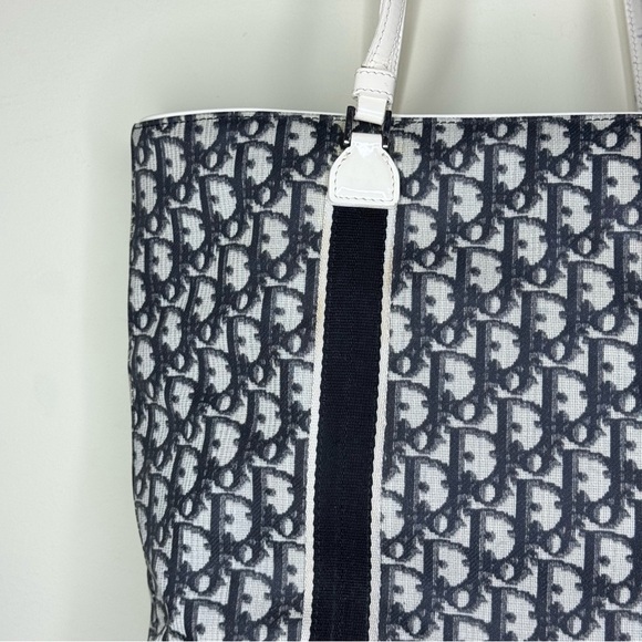 Dior Tote Bag - Picture 3 of 16